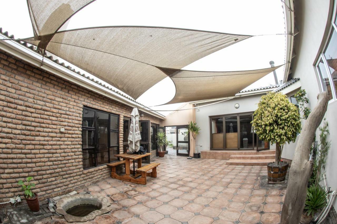 Meransha Self Catering Cc Уолфиш-Бей Экстерьер фото